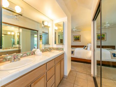 Stunning Maui Island Luxury Two Bedroom Condo Ocean Views